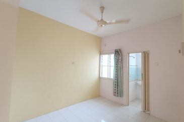 Panorama Lapangan Perdana