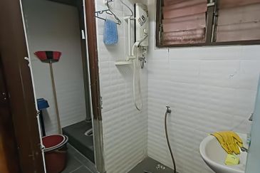 Jalan Pasir Puteh, Station 18