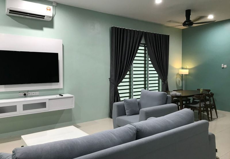 Double Storey Endlot with 10 Feet Extra Land