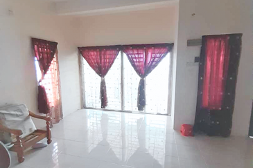 Semi-D Cluster Dua Tingkat Bandar Universiti, Seri Iskandar, Lake View