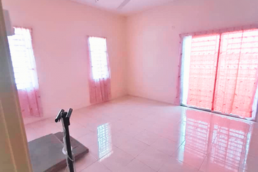 Semi-D Cluster Dua Tingkat Bandar Universiti, Seri Iskandar, Lake View