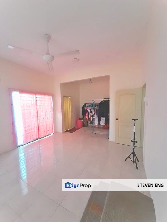 Semi-D Cluster Dua Tingkat Bandar Universiti, Seri Iskandar, Lake View, Perak, Sri Iskandar