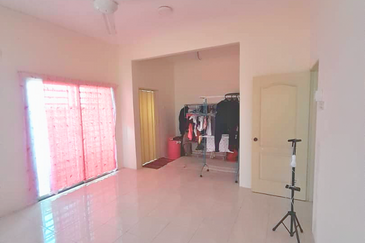 Semi-D Cluster Dua Tingkat Bandar Universiti, Seri Iskandar, Lake View