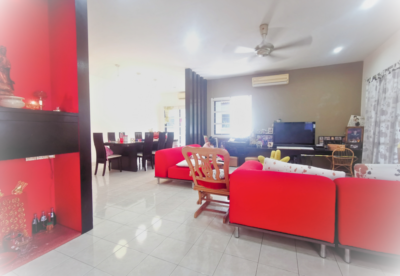 Double Storey Semi D Freehold, Spacious, Renovated Well-kept Condition