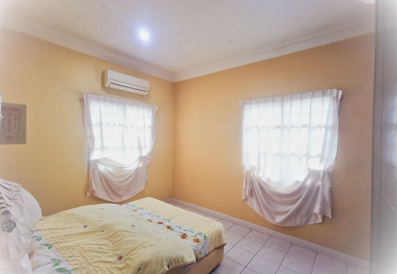 Double Storey Semi D Freehold, Spacious, Renovated Well-kept Condition