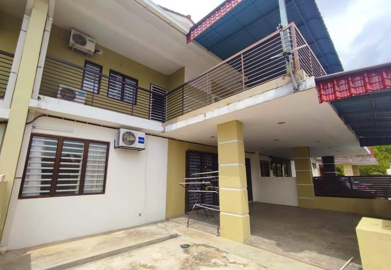 𝗥𝗨𝗠𝗔𝗛 𝗧𝗘𝗥𝗘𝗦 (𝗗𝗨𝗔 𝗧𝗜𝗡𝗚𝗞𝗔𝗧) 𝗗𝗜 𝗠𝗘𝗥𝗨 𝗣𝗘𝗥𝗗𝗔𝗡𝗔, 𝗜𝗣𝗢𝗛