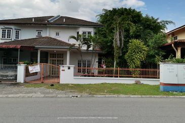 Double Storey Semi D, Spacious 3,200sf, Taman Seri Raia, Kg Kepayang