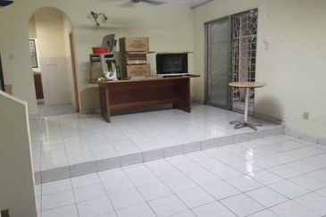 Double Storey Semi D, Spacious 3,200sf, Taman Seri Raia, Kg Kepayang