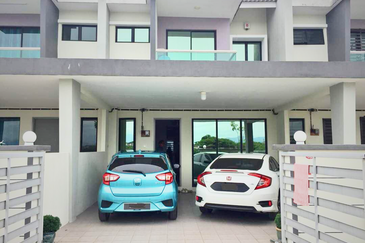 Pengkalan Tiara, Tiara Lake Park, Station 18, Lahat,Ipoh