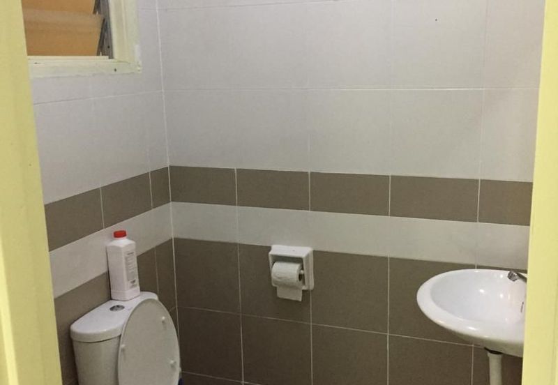 Pengkalan Tiara, Tiara Lake Park, Station 18, Lahat,Ipoh