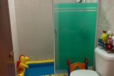 Rumah Berkembar Setingkat, Sri Klebang, Chemor, Hak Milik Kekal