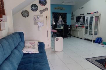 2.5 Storey 5 Room 4 Bath Perpaduan Permai, Bercham, Ulu Kinta, Ipoh