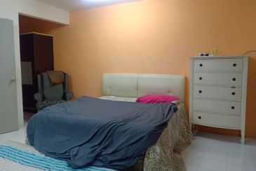 2.5 Storey 5 Room 4 Bath Perpaduan Permai, Bercham, Ulu Kinta, Ipoh