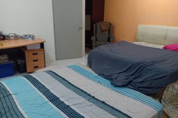 2.5 Storey 5 Room 4 Bath Perpaduan Permai, Bercham, Ulu Kinta, Ipoh