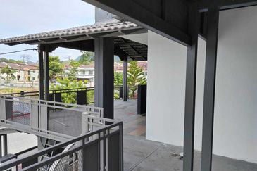 Double Storey Corner House near Ampang Gunung Rapat