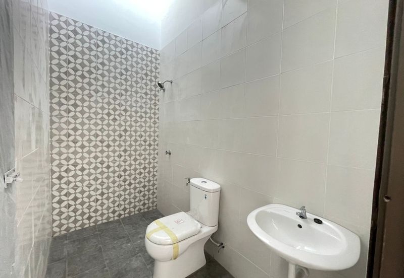 Single Storey Cluster Semi D Taman Klebang Baiduri, Chemor, Ipoh