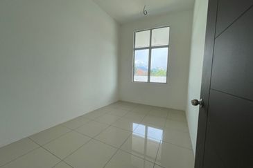Single Storey Cluster Semi D Taman Klebang Baiduri, Chemor, Ipoh