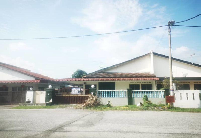 Freehold Single Storey Semi D House, Near Ipoh Town