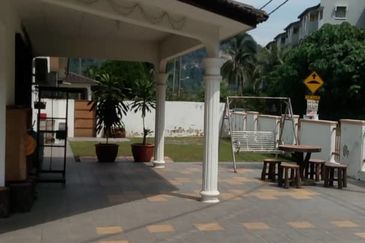 Double Storey Corner House, Tambun, Ipoh