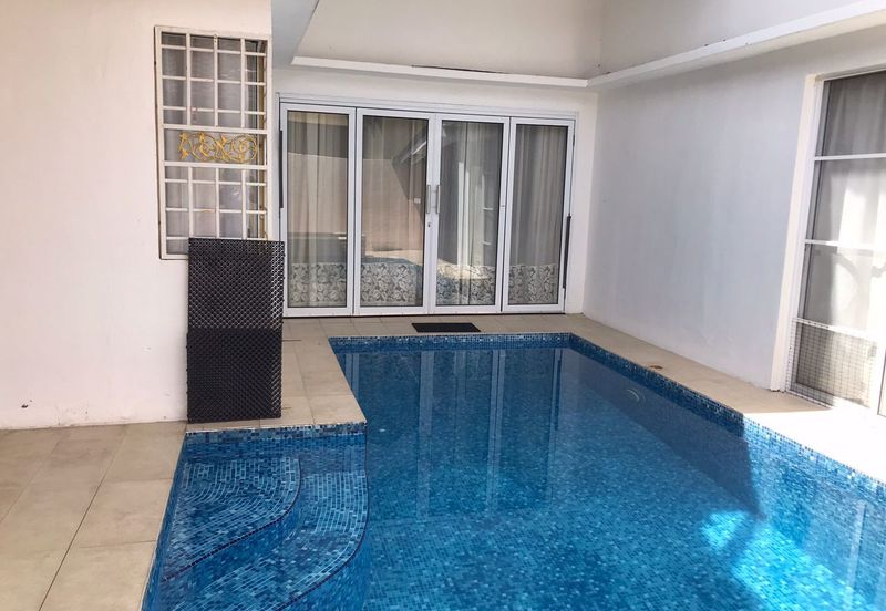 Renovated Semi D with Pool @ Puncak Iskandar, Bandar Seri Iskandar