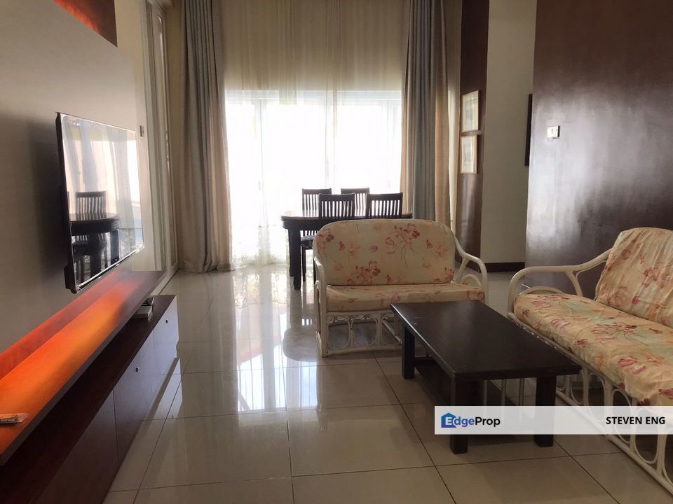Renovated Semi D with Pool @ Puncak Iskandar, Bandar Seri Iskandar, Perak, Sri Iskandar