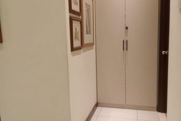 Renovated Semi D with Pool @ Puncak Iskandar, Bandar Seri Iskandar