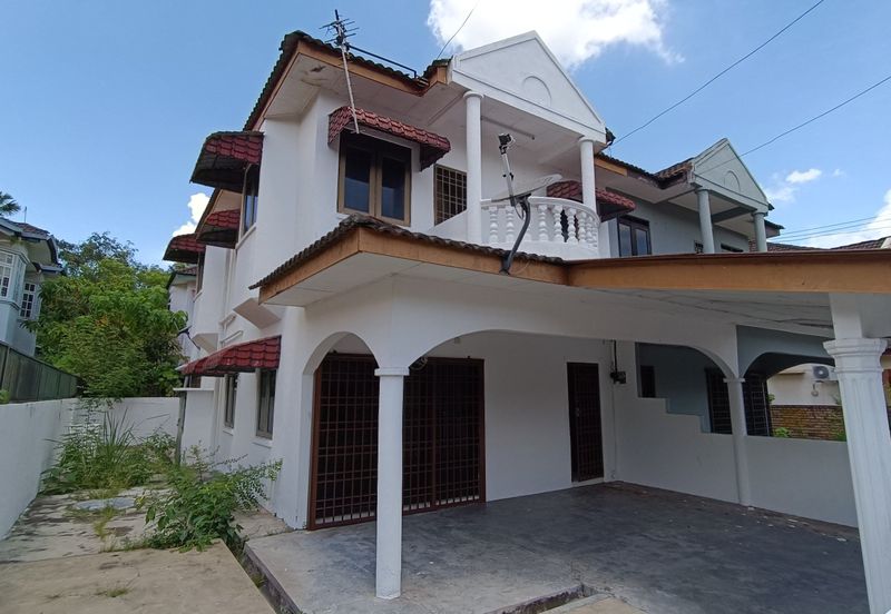 Rumah Semi D Dua Tingkat (MURAH) Jual Bawah Market Value