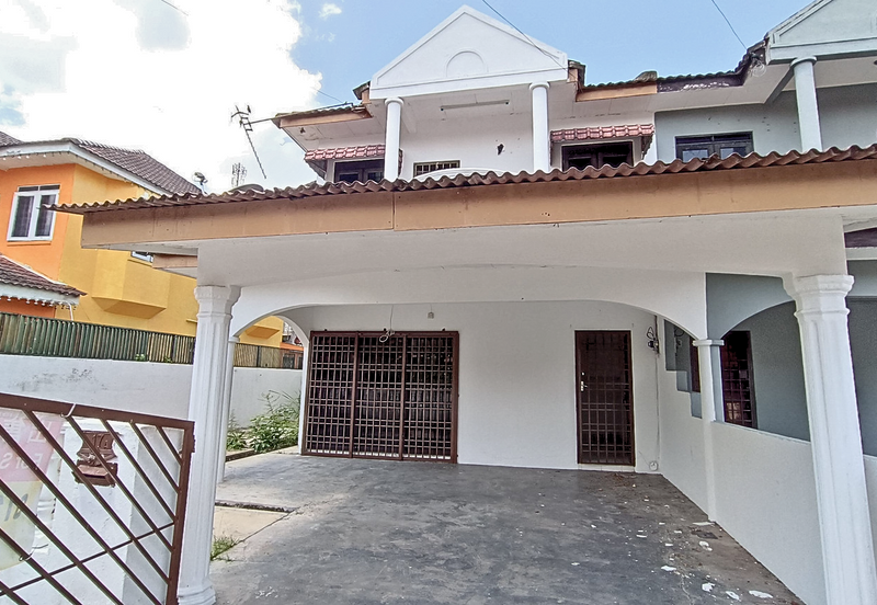 Rumah Semi D Dua Tingkat (MURAH) Jual Bawah Market Value