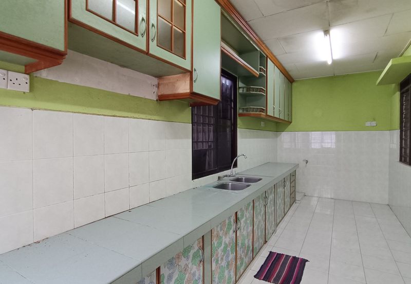 Rumah Semi D Dua Tingkat (MURAH) Jual Bawah Market Value