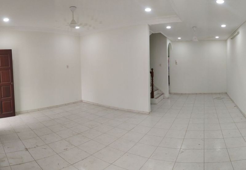 Double Storey House For Sale @ Taman Pengkalan Indah