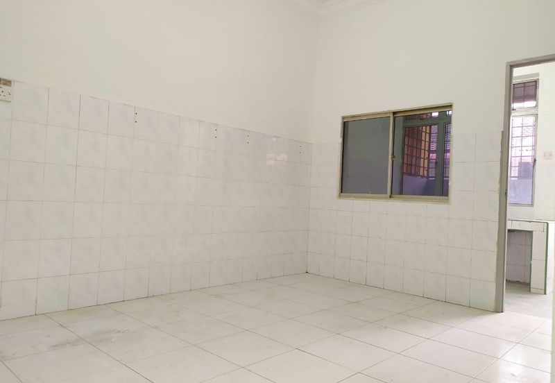 Double Storey House For Sale @ Taman Pengkalan Indah