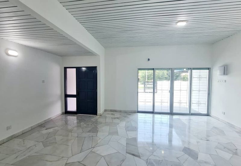 Double Storey Terrace Renovated, Newly Painted, Near Shops, School, Restaurant and Parks