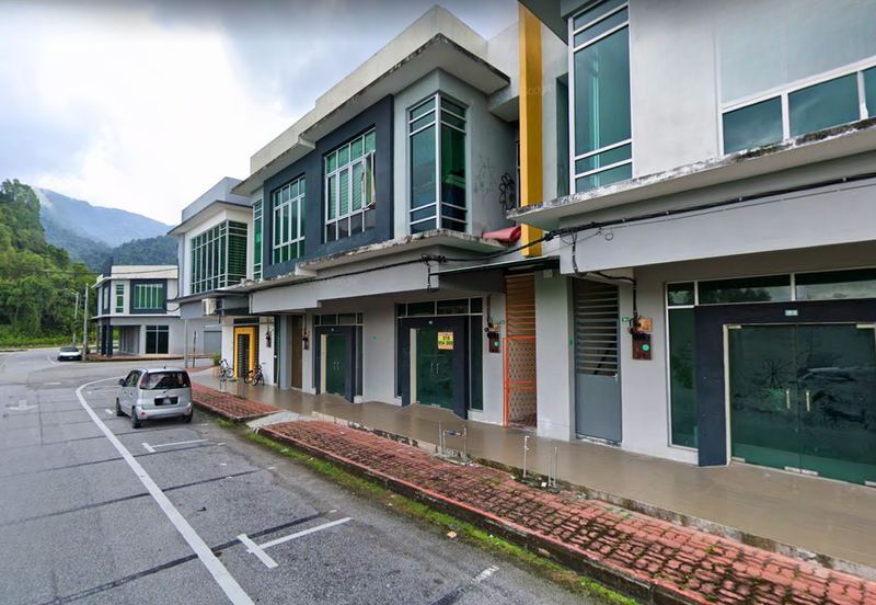 [BELOW MARKET PRICE] 2 Storey Shoplot @ Jalan Siswa, Kampar