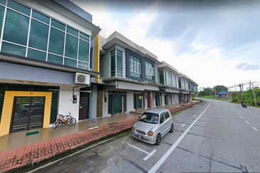 [BELOW MARKET PRICE] 2 Storey Shoplot @ Jalan Siswa, Kampar