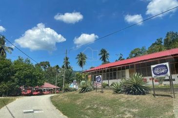 Siputeh Pusing Freehold Agricultural Palm Oil Land For Sale Below Market Price