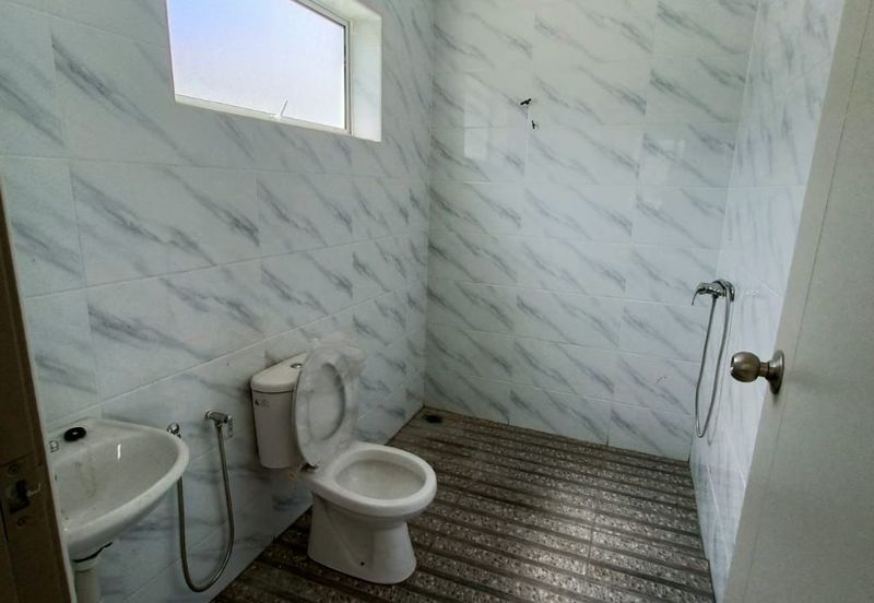 2.5 Storey Semi D with Lift at Bercham Tropicana - Ipoh