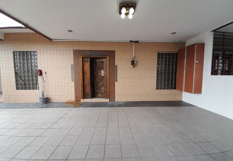 Double Storey CORNER LOT AT KLEBANG RIA, CHEMOR