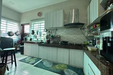 Rumah Berkembar Setingkat, Sri Klebang, Chemor, Hak Milik Kekal