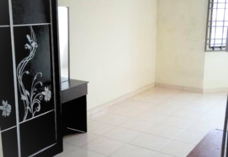 Rumah Teres Dua Tingkat Taman Keledang Emas, Buntong, Ipoh