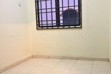 Rumah Teres Dua Tingkat Taman Keledang Emas, Buntong, Ipoh