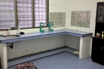 Rumah Teres Dua Tingkat Taman Keledang Emas, Buntong, Ipoh