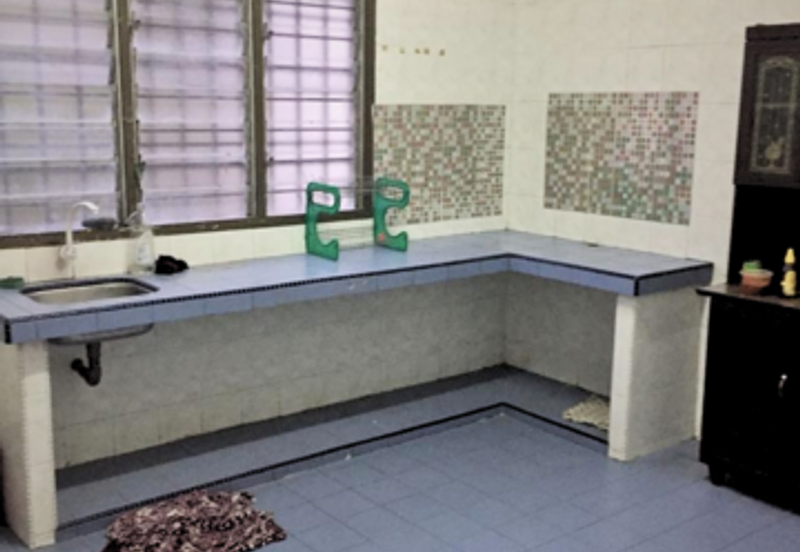 Rumah Teres Dua Tingkat Taman Keledang Emas, Buntong, Ipoh