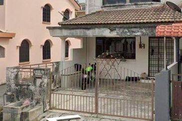 Rumah Teres Dua Tingkat Taman Keledang Emas, Buntong, Ipoh