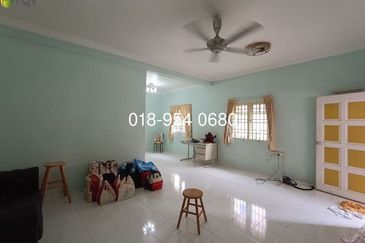 Taman Lapangan Perdana