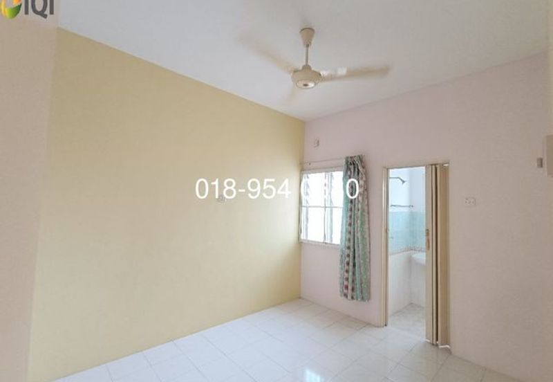 Taman Lapangan Perdana