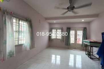 Taman Lapangan Perdana