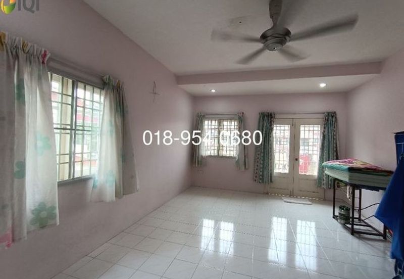 Taman Lapangan Perdana