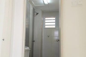 CASA RESIDENCES, CHEMOR