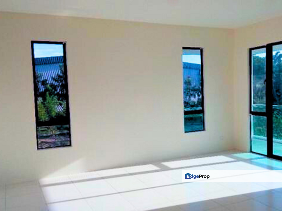 Double Storey Semi D CORNER LOT @ Pengkalan Tiara, Perak, Ipoh