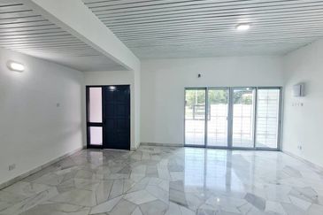 TAMAN ONN, DOUBLE STOREY HOUSE, NEAR PASIR PUTEH, IPOH FOR SALE